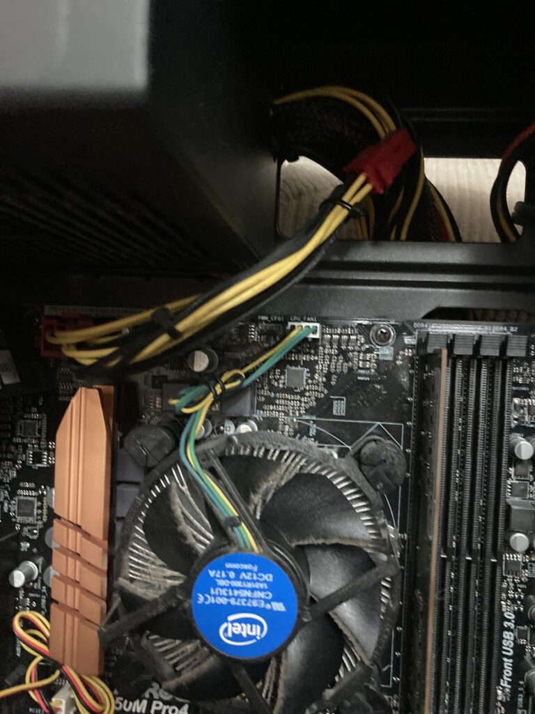 컴퓨터 프리징 원인, 파워서플라이 교체로 해결한 실제 후기 cpu 보조전원 4+4핀 사진