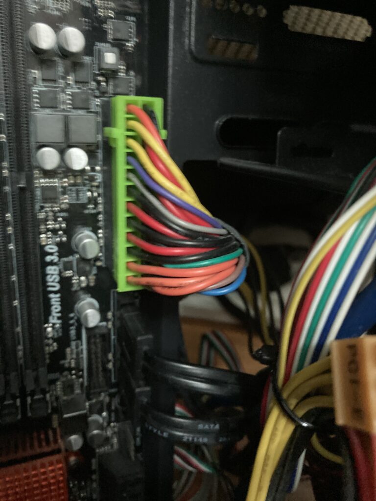 컴퓨터 프리징 원인, 파워서플라이 교체로 해결한 실제 후기 메인보드 24핀 전원 사진